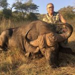"Big game hunting in Zimbabwe – elephants, lions and classic safaris"